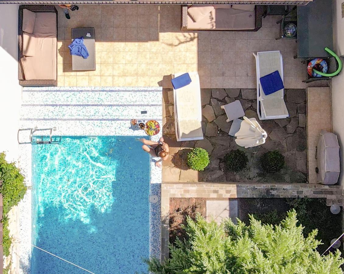 Arcadia Villa Apartments Odessa Exterior foto